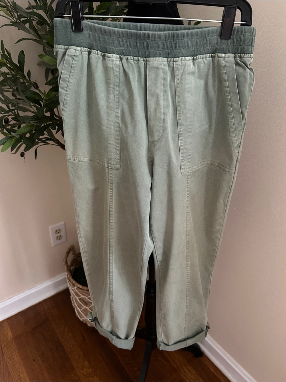 Soft Surroundings Sage Green Drawstring Jogger Pants